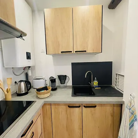 Le Valentin بيت للعطل Saint-Jean-dʼAngély