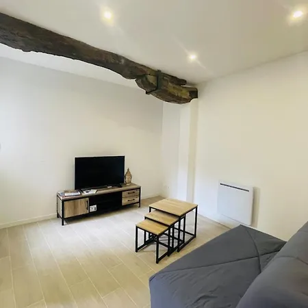 Le Valentin * Saint-Jean-dʼAngély