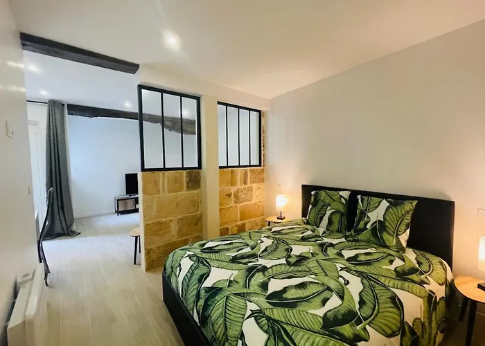 Le Valentin * Saint-Jean-dʼAngély